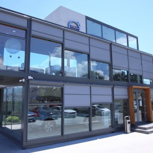 Фасадный роллат  Рефлексол((Refleksol) – Центр Volvo